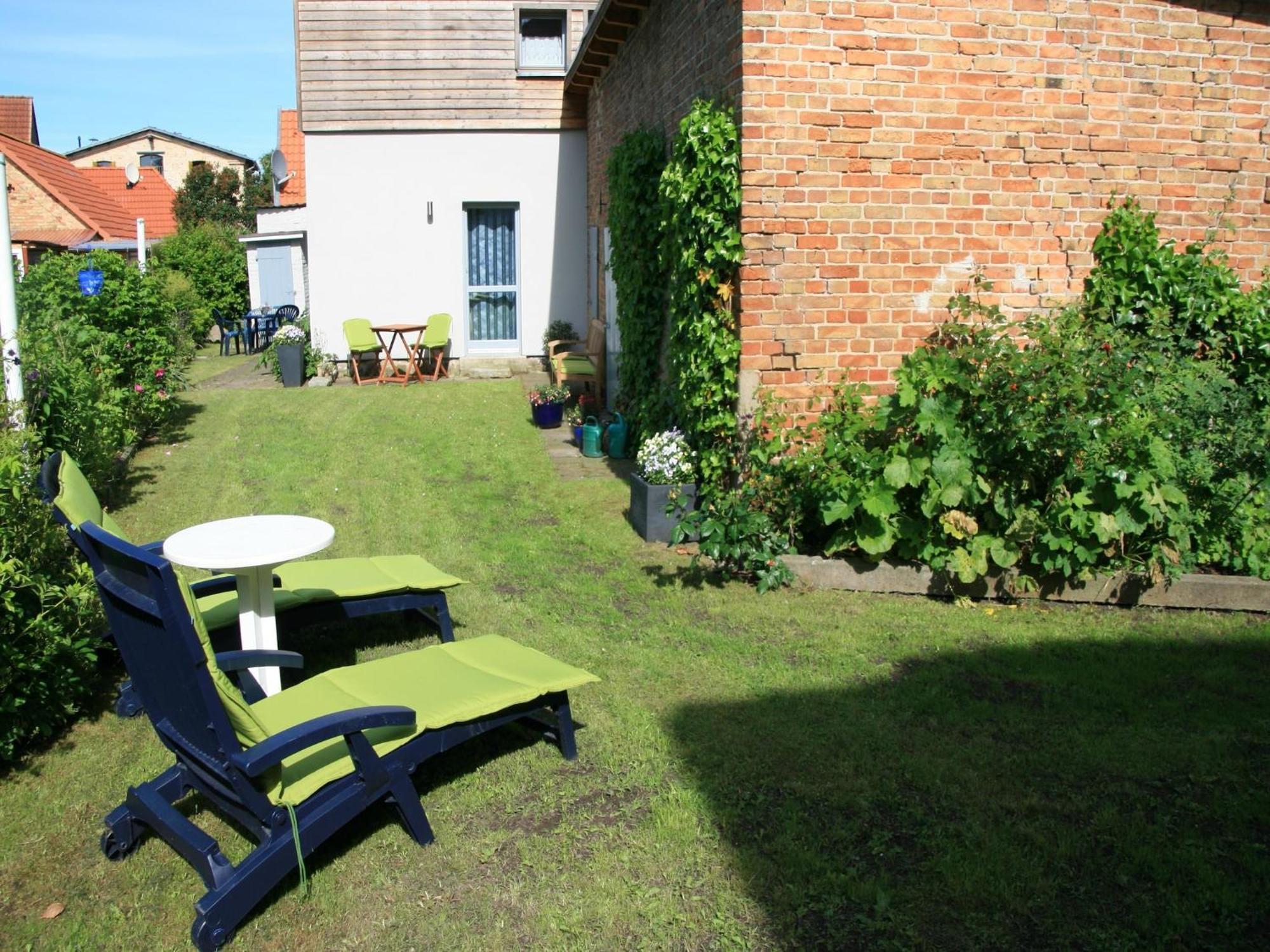 Stylish Apartment With Garden In Kluetz Kültér fotó